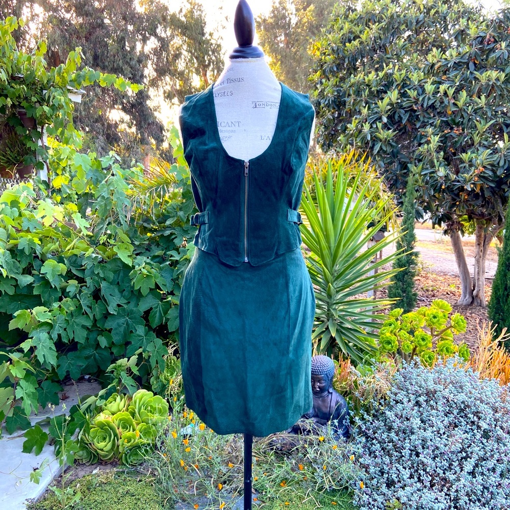 Deep green real leather matching skirt set
